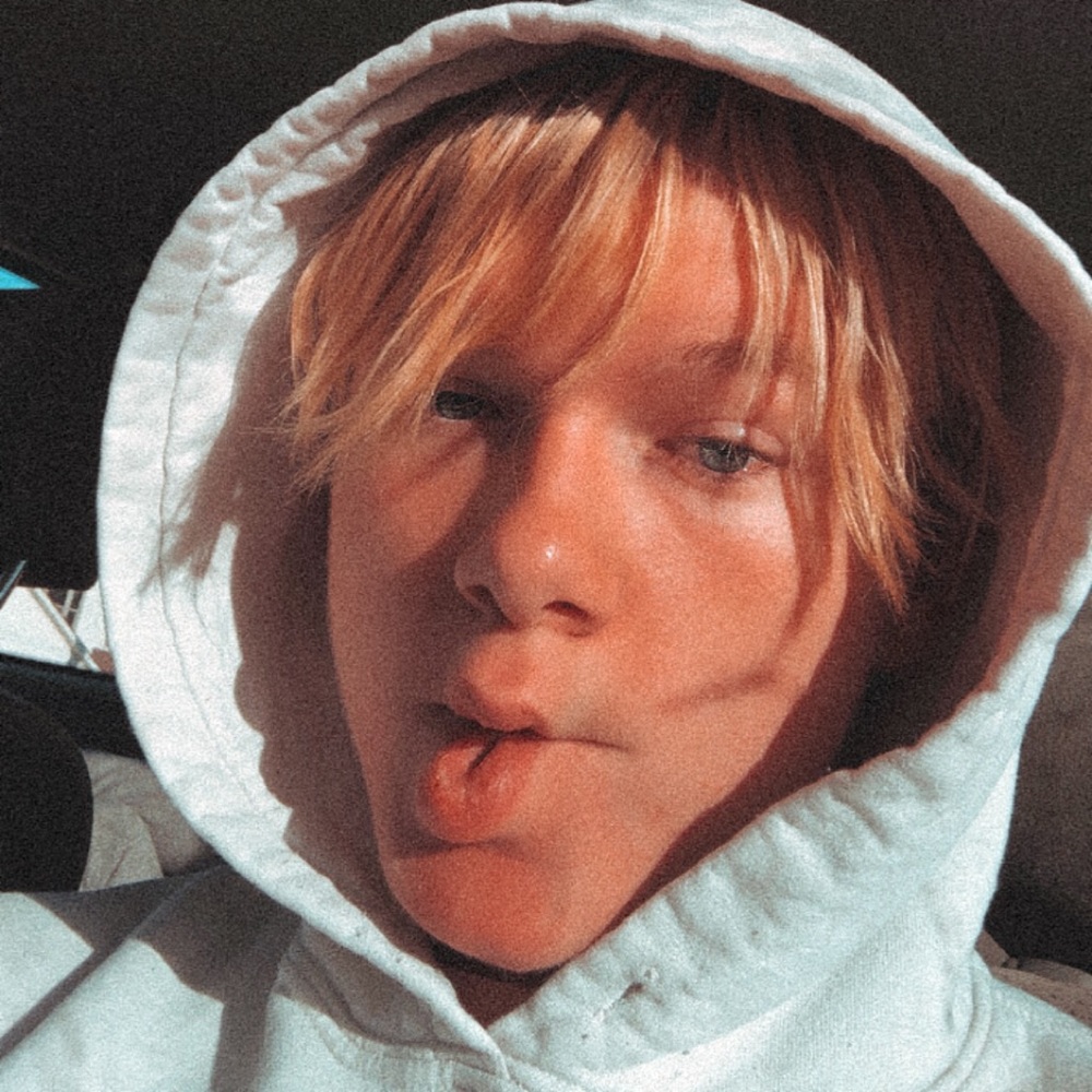 Meet your Posher, Christian